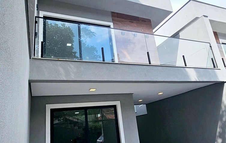 Casa Alto Padrão - Venda no bairro Piratininga - Niterói - RJ