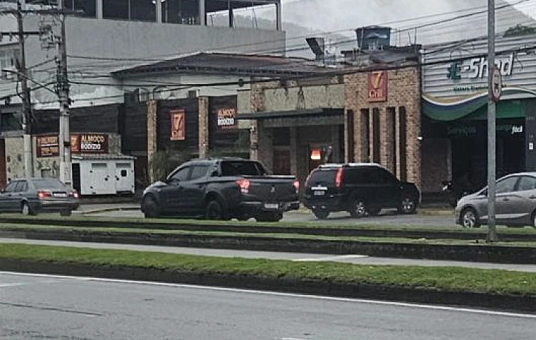 Terreno à Venda no bairro Itaipú - Niterói - RJ